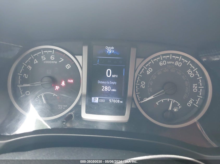 2017 Toyota Tacoma Sr5 V6 VIN: 3TMAZ5CN9HM051889 Lot: 39350030