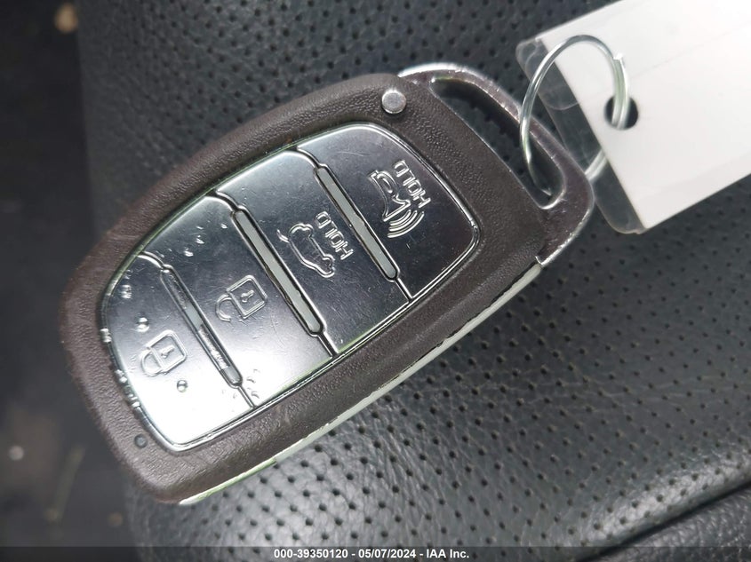 2017 HYUNDAI TUCSON LIMITED/SPORT AND ECO/SE - KM8J3CA28HU309602