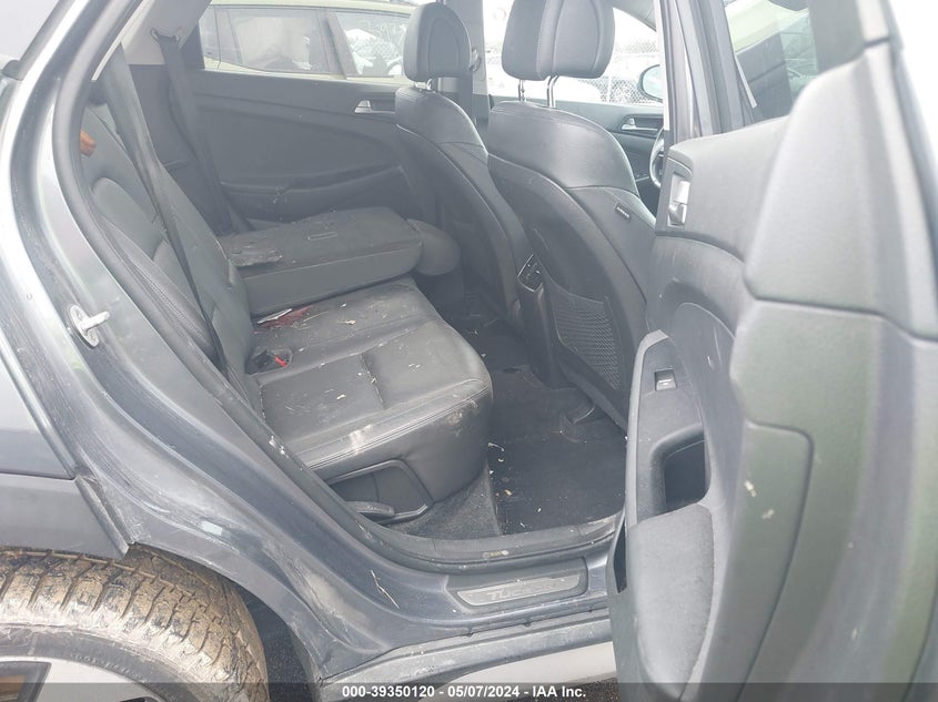 2017 HYUNDAI TUCSON LIMITED/SPORT AND ECO/SE - KM8J3CA28HU309602