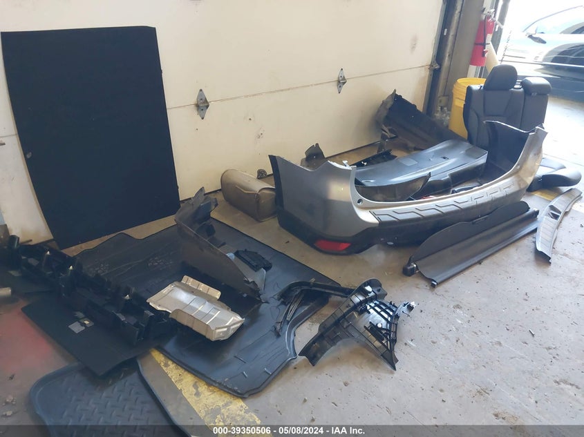 2021 SUBARU FORESTER LIMITED - JF2SKAUC3MH522062