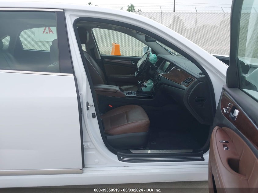 2015 Hyundai Equus Signature VIN: KMHGH4JH8FU096542 Lot: 39350519