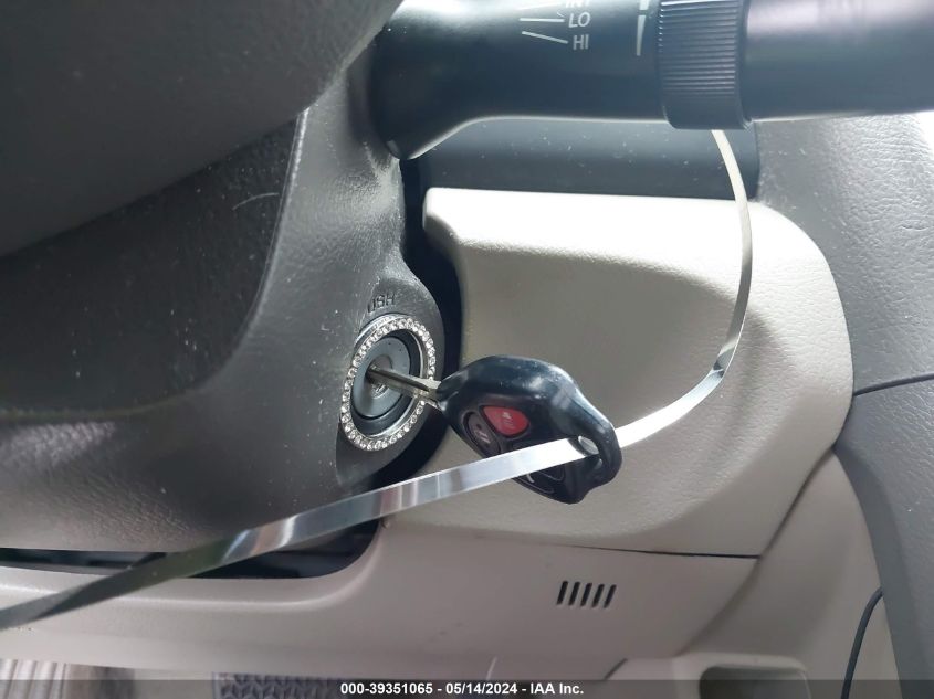 2008 Toyota Camry Le/Se/Xle VIN: 4T1BE46K28U207371 Lot: 39351065