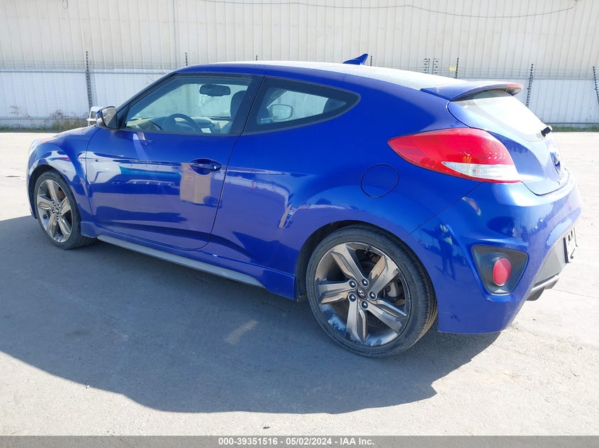 2015 Hyundai Veloster Turbo VIN: KMHTC6AE4FU216738 Lot: 39351516
