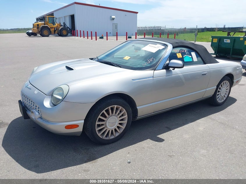 2005 Ford Thunderbird 50Th Anniversary VIN: 1FAHP60A35Y106287 Lot: 39351627