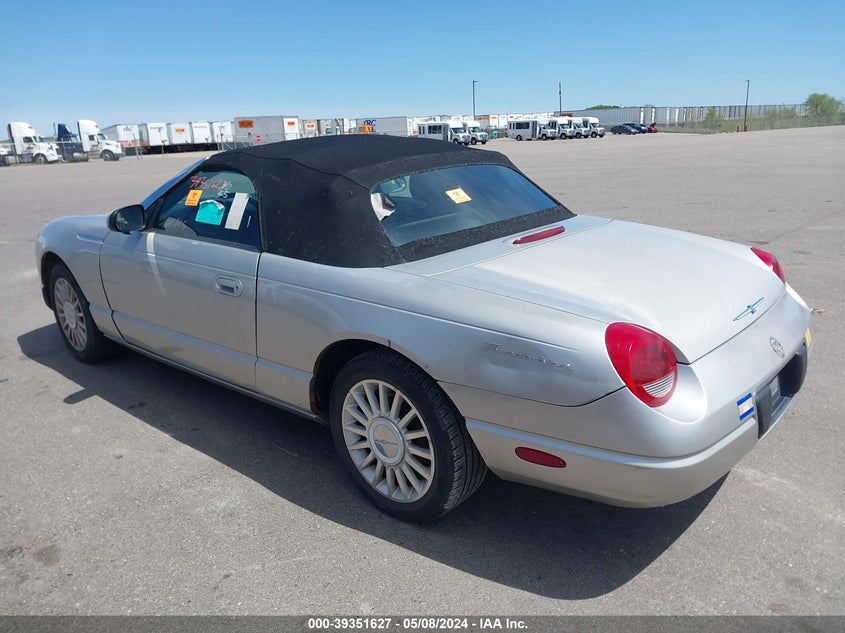 2005 Ford Thunderbird 50Th Anniversary VIN: 1FAHP60A35Y106287 Lot: 39351627