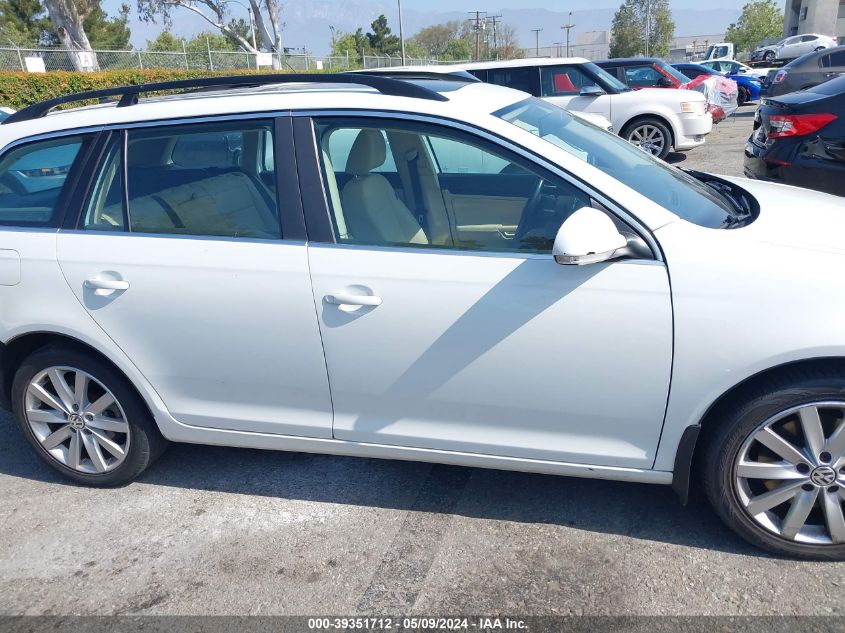 2014 VOLKSWAGEN JETTA SPORTWAGEN 2.0L TDI - 3VWPL7AJXEM612326