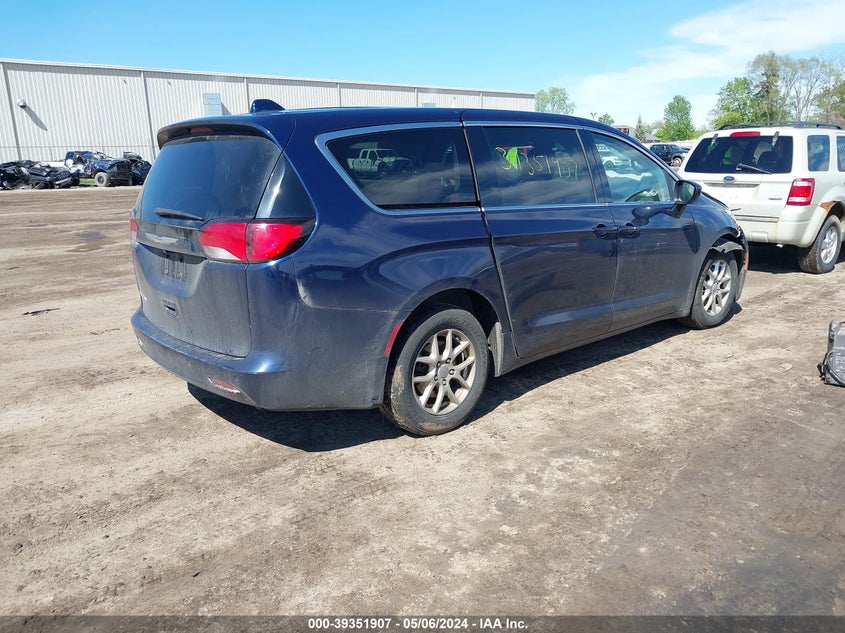VIN 2C4RC1DGXJR148689 2018 CHRYSLER PACIFICA TOURING