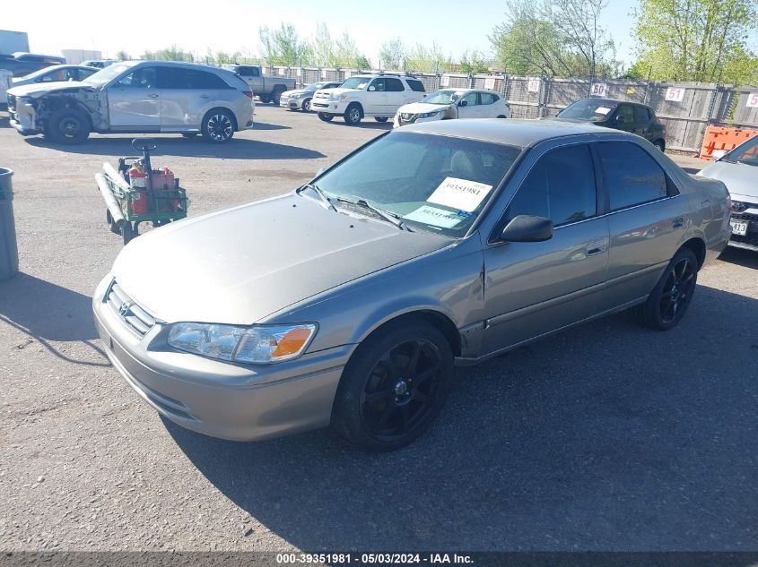2001 Toyota Camry Ce VIN: 4T1BG22K81U063500 Lot: 39351981