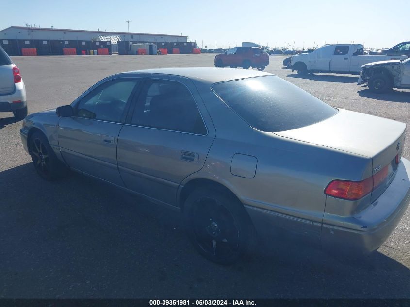 2001 Toyota Camry Ce VIN: 4T1BG22K81U063500 Lot: 39351981