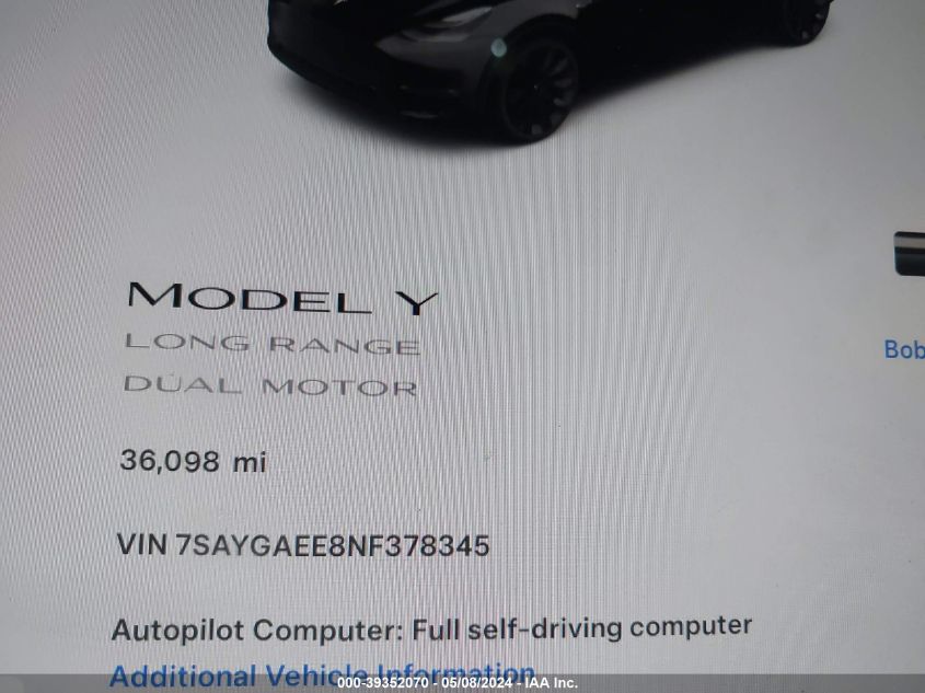 2022 Tesla Model Y Long Range Dual Motor All-Wheel Drive VIN: 7SAYGAEE8NF378345 Lot: 39352070