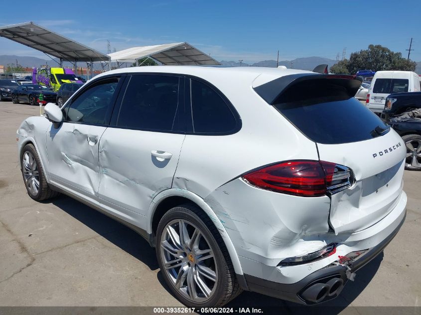 2017 Porsche Cayenne Platinum Edition VIN: WP1AA2A25HKA87924 Lot: 39352617