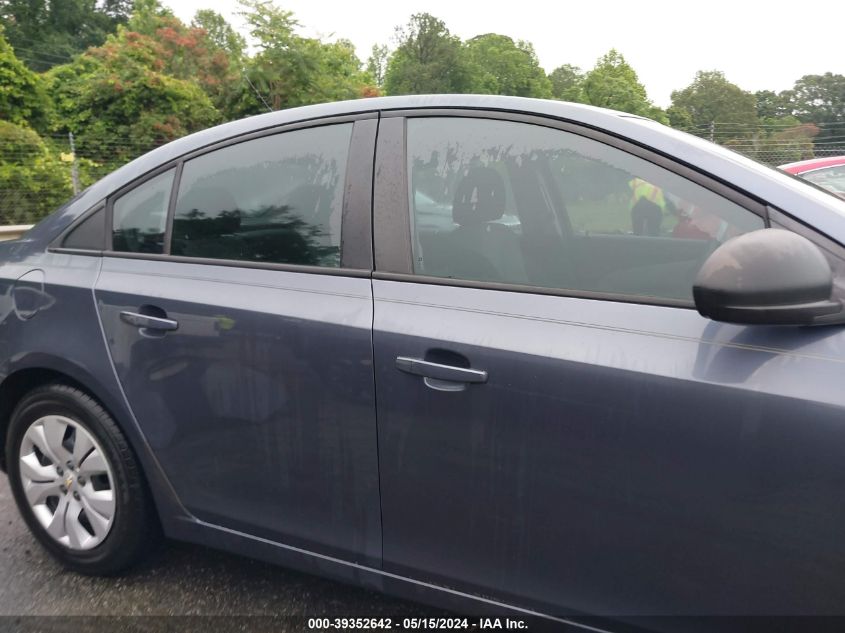 2013 Chevrolet Cruze Ls Auto VIN: 1G1PA5SH3D7130453 Lot: 39352642