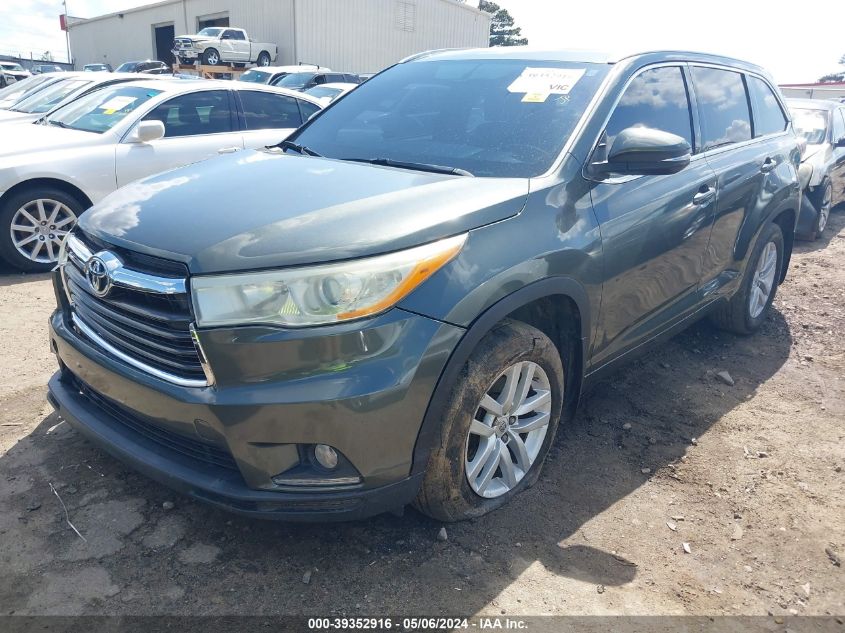 2014 Toyota Highlander Le Plus V6/Le V6 VIN: 5TDBKRFH5ES022858 Lot: 39352916