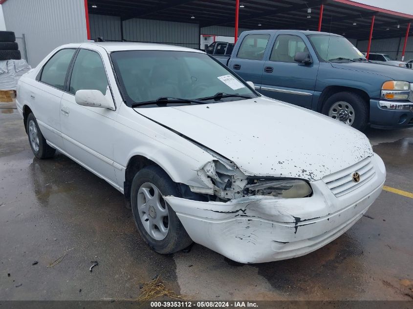 1997 Toyota Camry Le VIN: 4T1BG22K9VU780249 Lot: 39353112