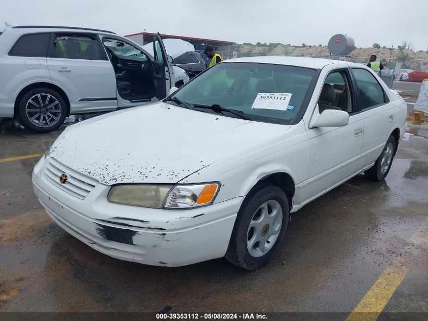 1997 Toyota Camry Le VIN: 4T1BG22K9VU780249 Lot: 39353112