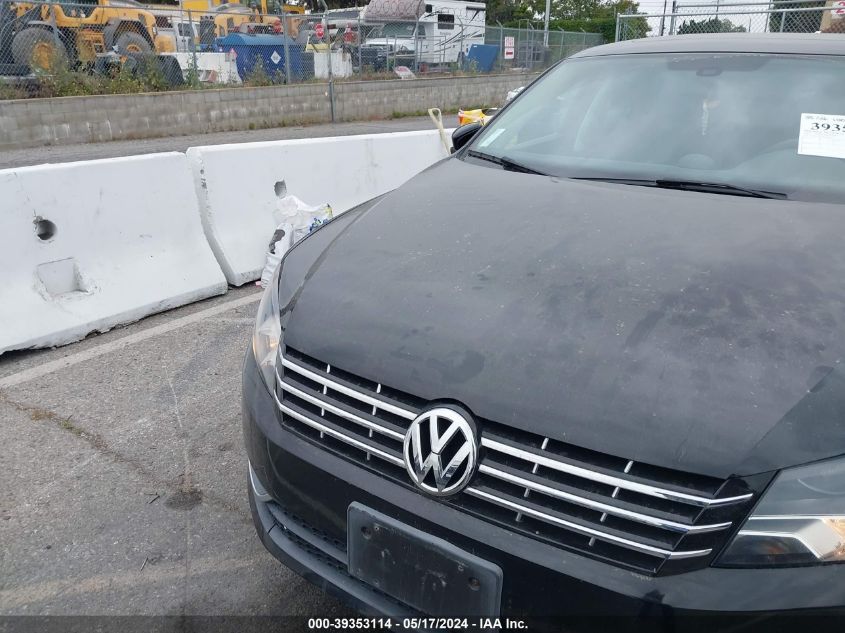 2012 Volkswagen Passat 2.5L Sel Premium VIN: 1VWCP7A34CC090070 Lot: 39353114