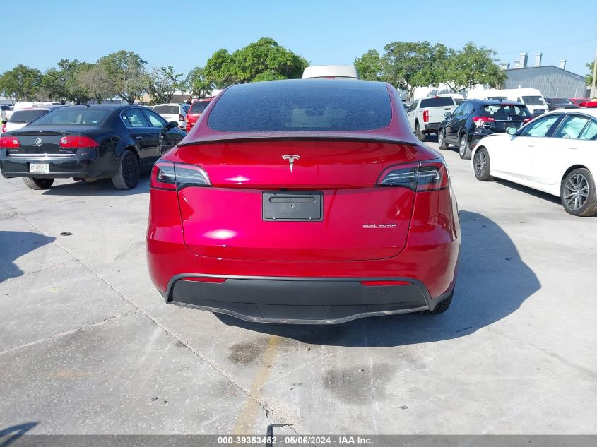 2024 Tesla Model Y Performance Dual Motor All-Wheel Drive VIN: 7SAYGDEFXRF033964 Lot: 39353452