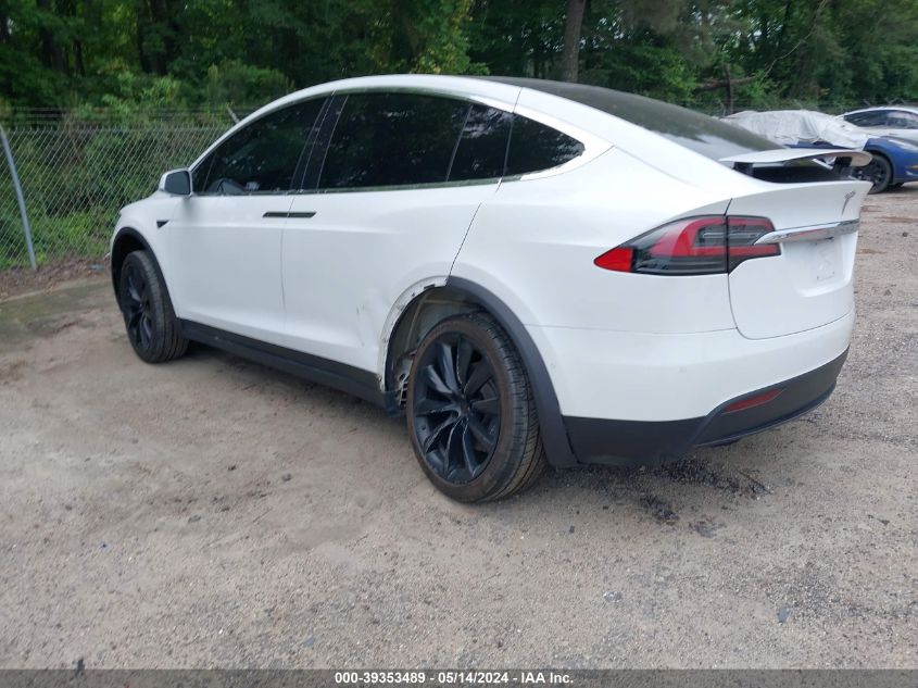 2020 Tesla Model X Long Range Dual Motor All-Wheel Drive/Long Range Plus Dual Motor All-Wheel Drive VIN: 5YJXCAE24LF240096 Lot: 39353489