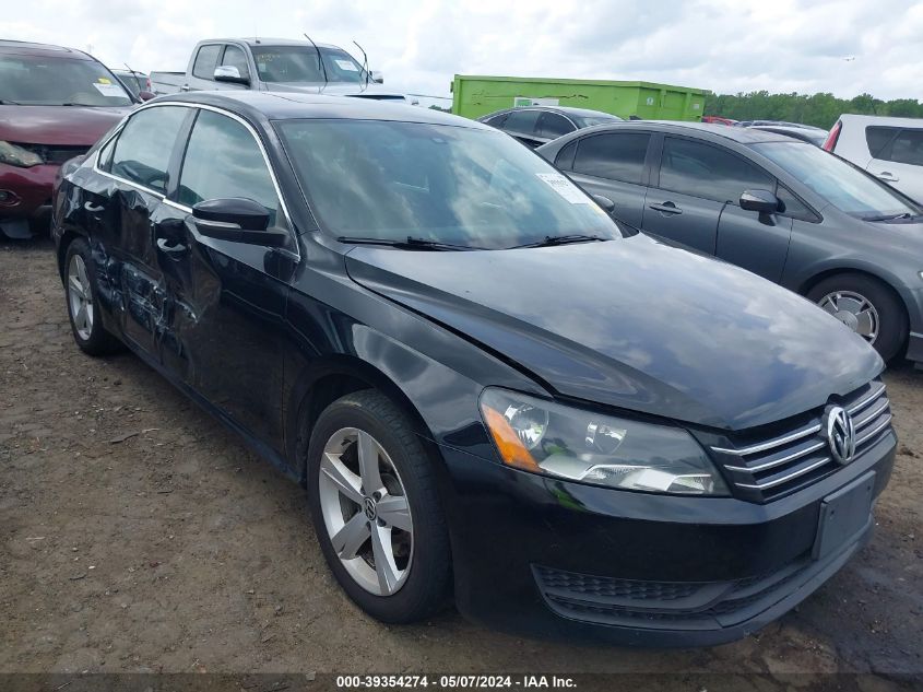 2013 Volkswagen Passat 2.5L Se VIN: 1VWBP7A37DC030636 Lot: 39354274