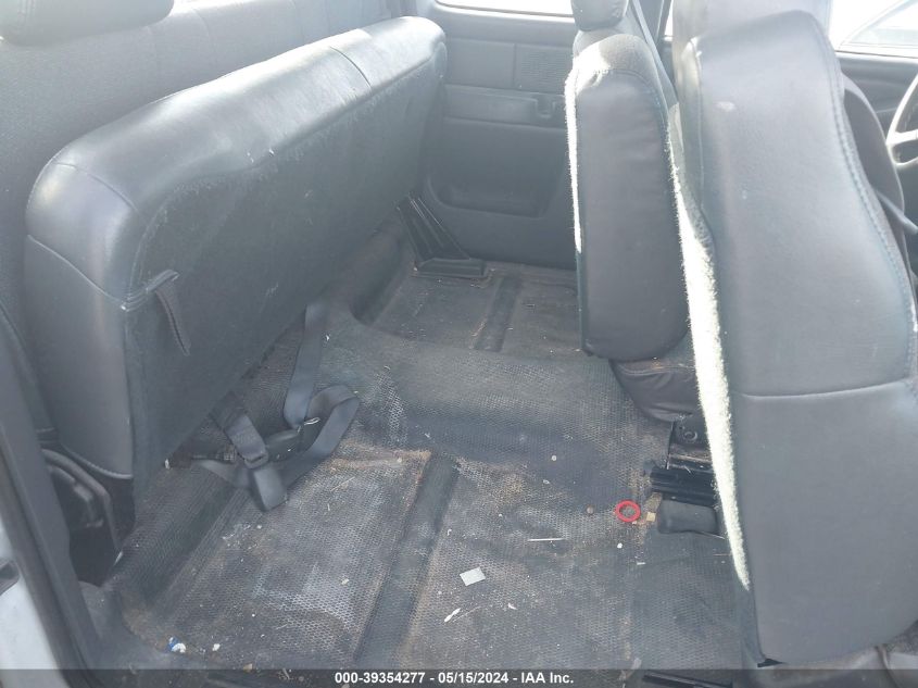 2001 Chevrolet Silverado 1500 VIN: 2GCEC19V911405278 Lot: 39354277