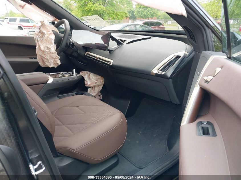 2024 BMW IX XDRIVE50 - WB523CF03RCR08507