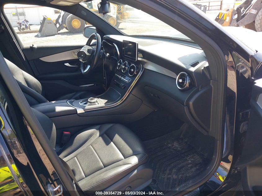 2019 MERCEDES-BENZ GLC 300 4MATIC VIN: WDC0G4KB1KV153357