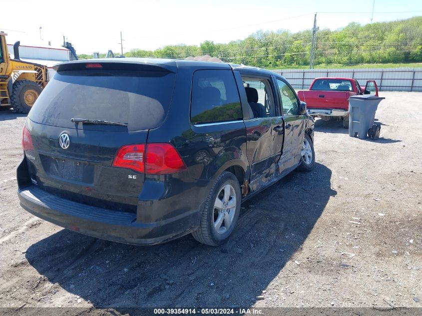 2010 Volkswagen Routan Se VIN: 2V4RW3D10AR388225 Lot: 39354914