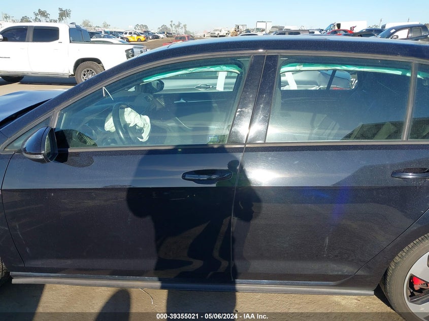 2015 VOLKSWAGEN GOLF GTI 2.0T S 4-DOOR - 3VW5T7AU0FM006858