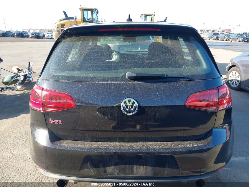 2015 VOLKSWAGEN GOLF GTI 2.0T S 4-DOOR - 3VW5T7AU0FM006858