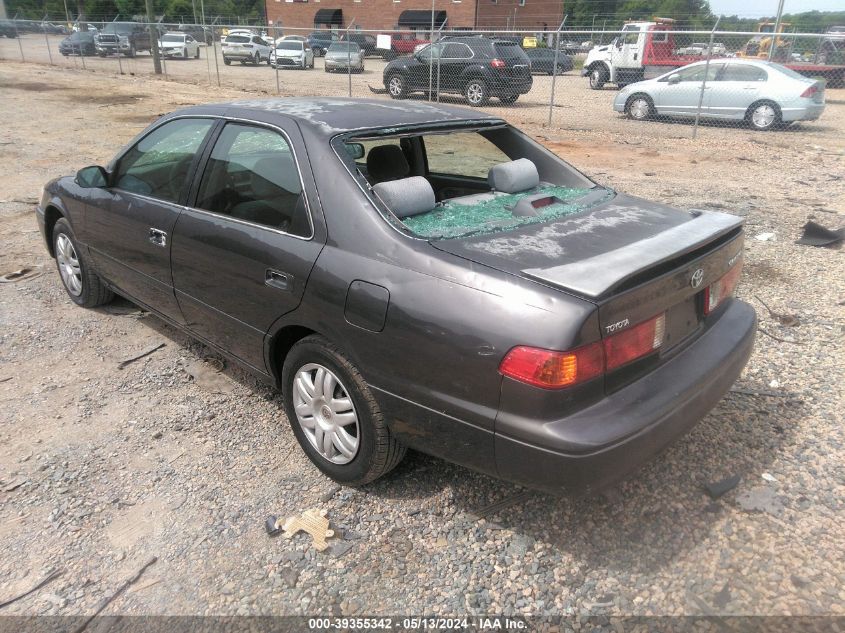 2000 Toyota Camry Ce/Le/Xle VIN: 4T1BG22K4YU996966 Lot: 39355342