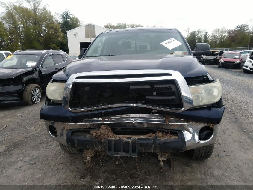 2010 Toyota Tundra Grade 5.7L V8 VIN: 5TFUY5F17AX112911 Lot: 39355405