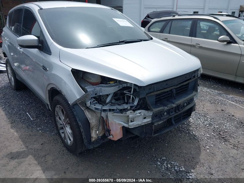 2017 FORD ESCAPE SE - 1FMCU9G94HUE63561