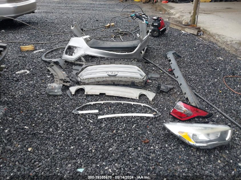 2017 Ford Escape Se VIN: 1FMCU9G94HUE63561 Lot: 39355670