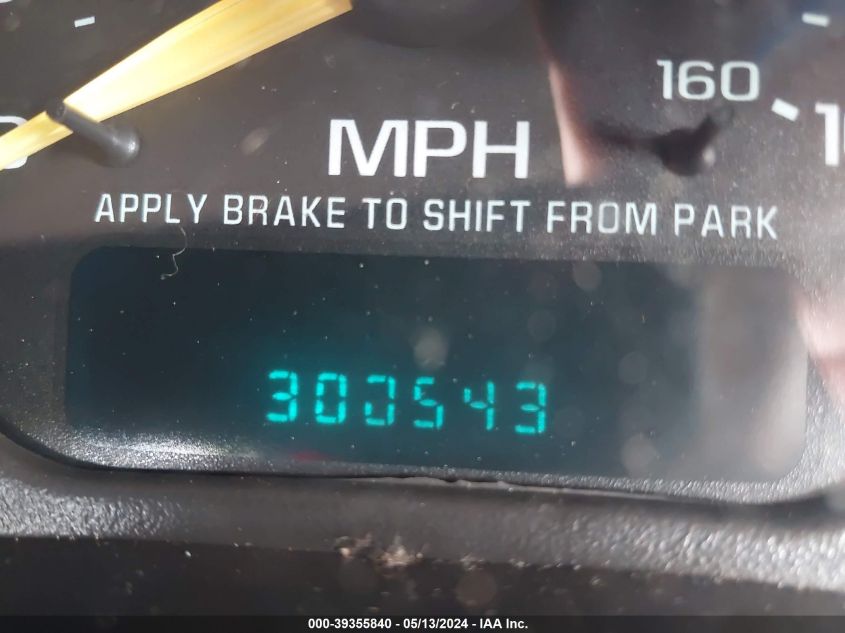 2001 Chevrolet Tahoe Lt VIN: 1GNEC13T41R109445 Lot: 39355840