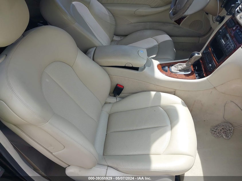 2004 Mercedes-Benz Clk 500 VIN: WDBTK75G34T020509 Lot: 39355929