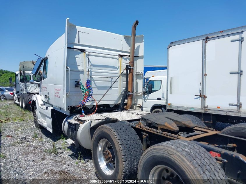 2015 Volvo Vn Vnl VIN: 4V4NC9EH7FN190234 Lot: 39356461