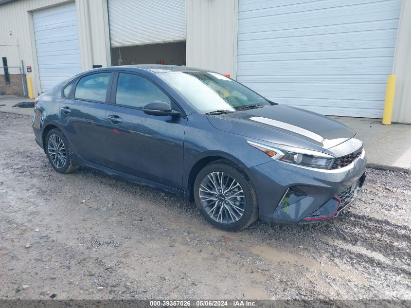 3KPF54AD2RE746913 2024 KIA FORTE - Image 1