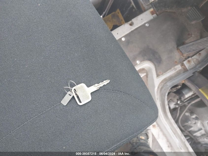 2014 Isuzu Commercial Van VIN: JALB4T170E7W00461 Lot: 39357215