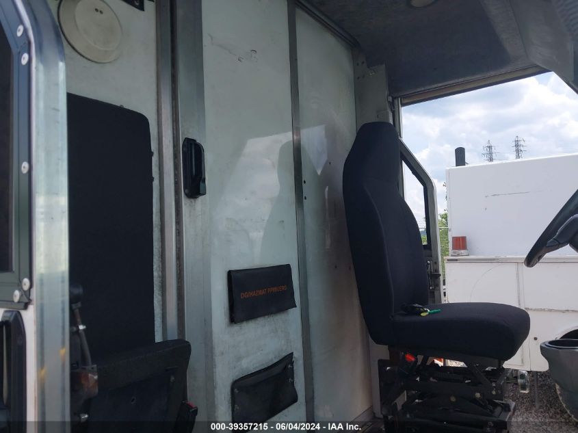 2014 Isuzu Commercial Van VIN: JALB4T170E7W00461 Lot: 39357215