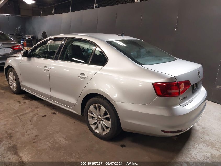 2015 Volkswagen Jetta 2.0L Tdi Se VIN: 3VWLA7AJ8FM233220 Lot: 39357257