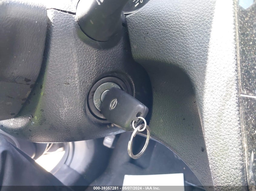 2017 NISSAN ROGUE S - KNMAT2MT0HP525896