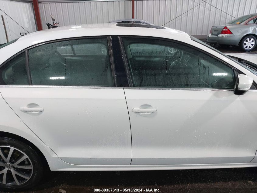 2017 VOLKSWAGEN JETTA 1.4T SE - 3VWDB7AJ4HM246759