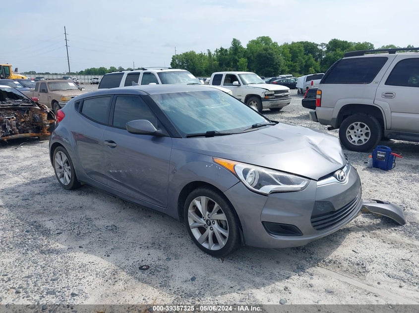 2016 Hyundai Veloster VIN: KMHTC6AD4GU262692 Lot: 39357325