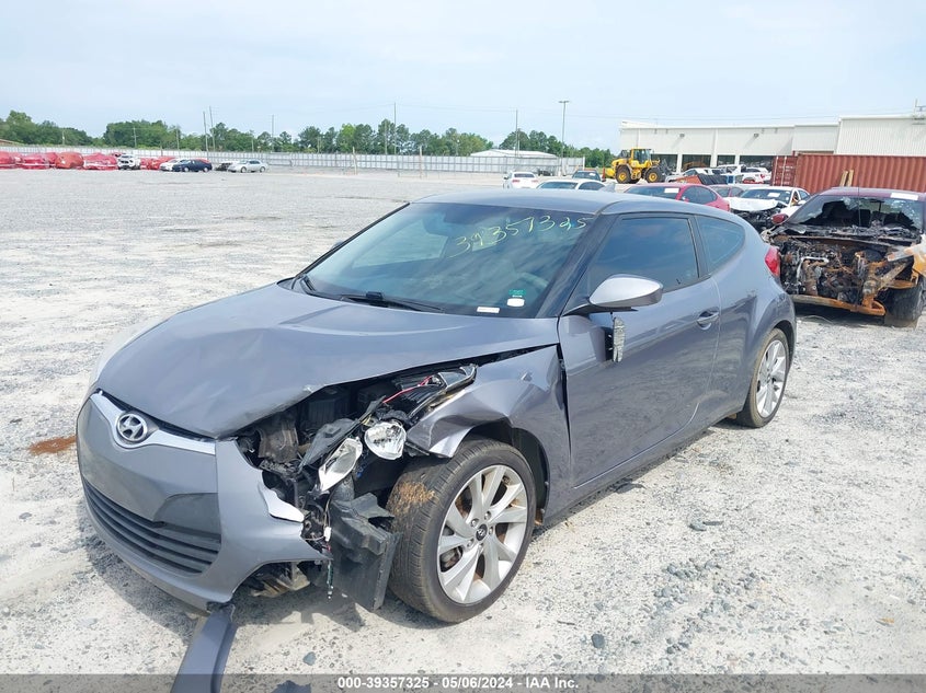 2016 Hyundai Veloster VIN: KMHTC6AD4GU262692 Lot: 39357325