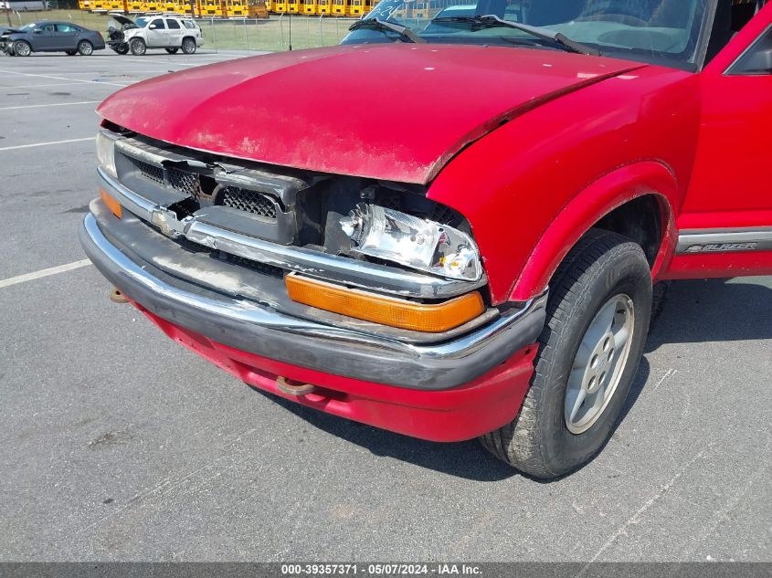 2000 Chevrolet Blazer Ls VIN: 1GNDT13W0Y2388580 Lot: 39357371