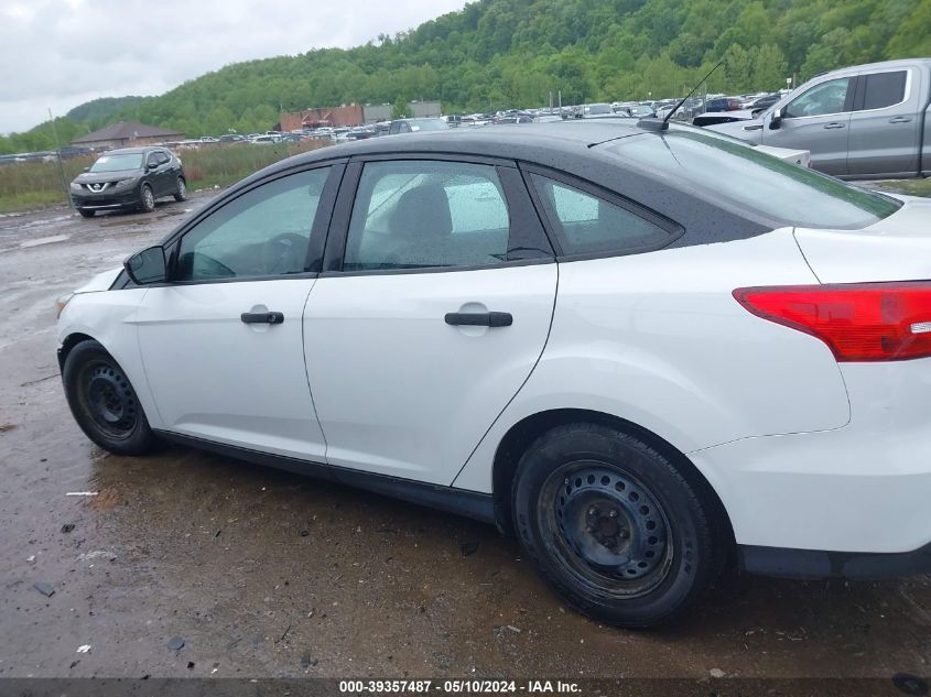 2015 Ford Focus S VIN: 1FADP3E22FL382327 Lot: 39357487