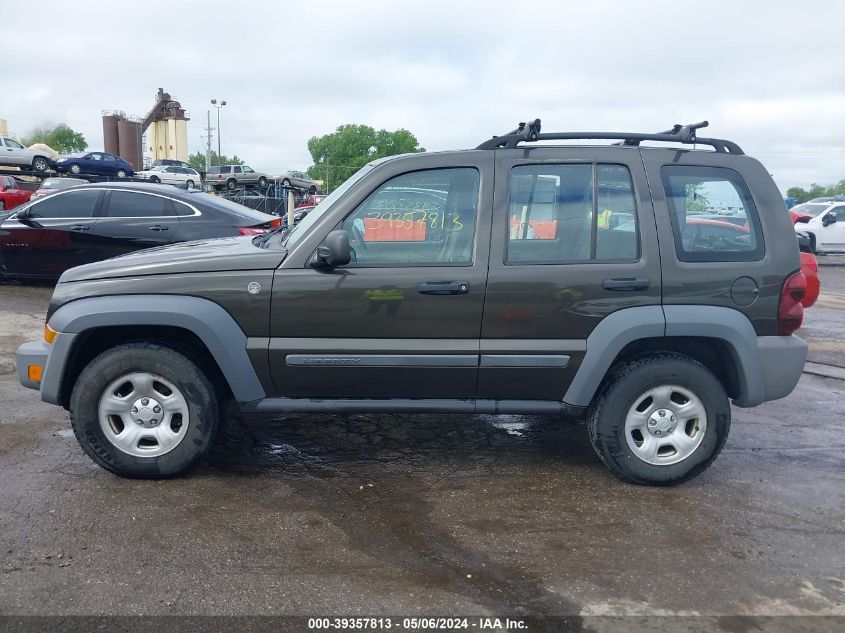 2005 Jeep Liberty Sport VIN: 1J4GL48K65W553558 Lot: 39357813