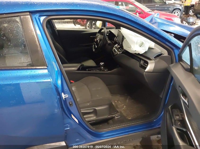 2019 Toyota C-Hr Le/Limited/Xle VIN: NMTKHMBX4KR093378 Lot: 39357819