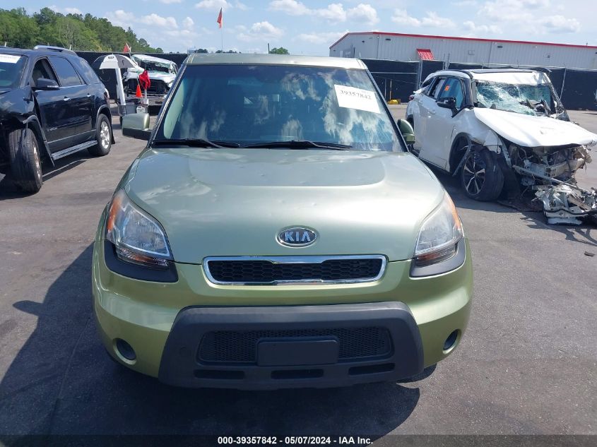 2011 Kia Soul + VIN: KNDJT2A24B7226723 Lot: 39357842