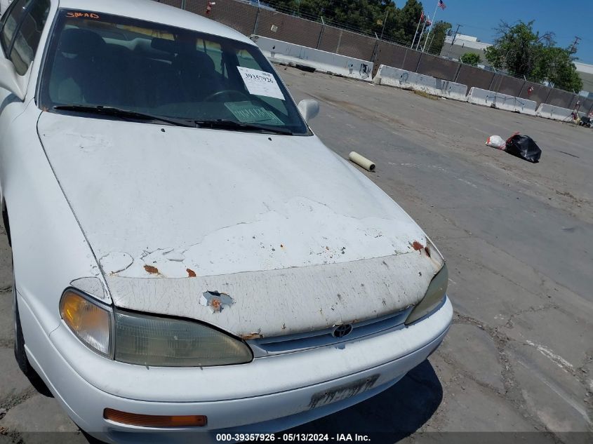 1995 Toyota Camry Le VIN: 4T1SK12E2SUS57927 Lot: 39357926